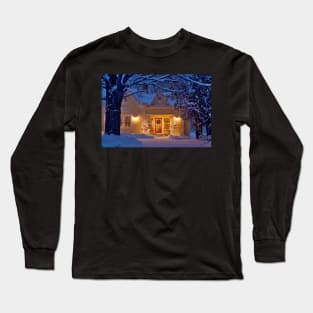 New England Christmas Home Long Sleeve T-Shirt